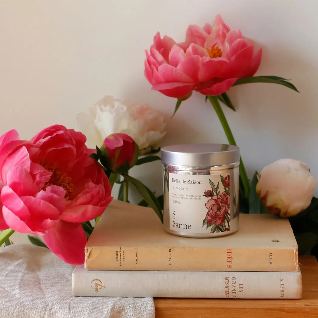 Bougie naturelle parfumée Pivoine - Edition Belle de Saison Suzanne la Naturelle