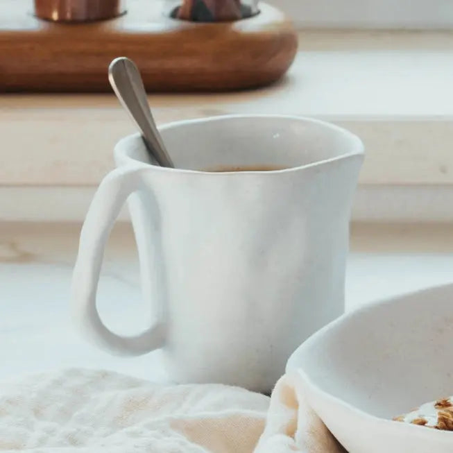 Tassé café ou thé en céramique artisanat fait main