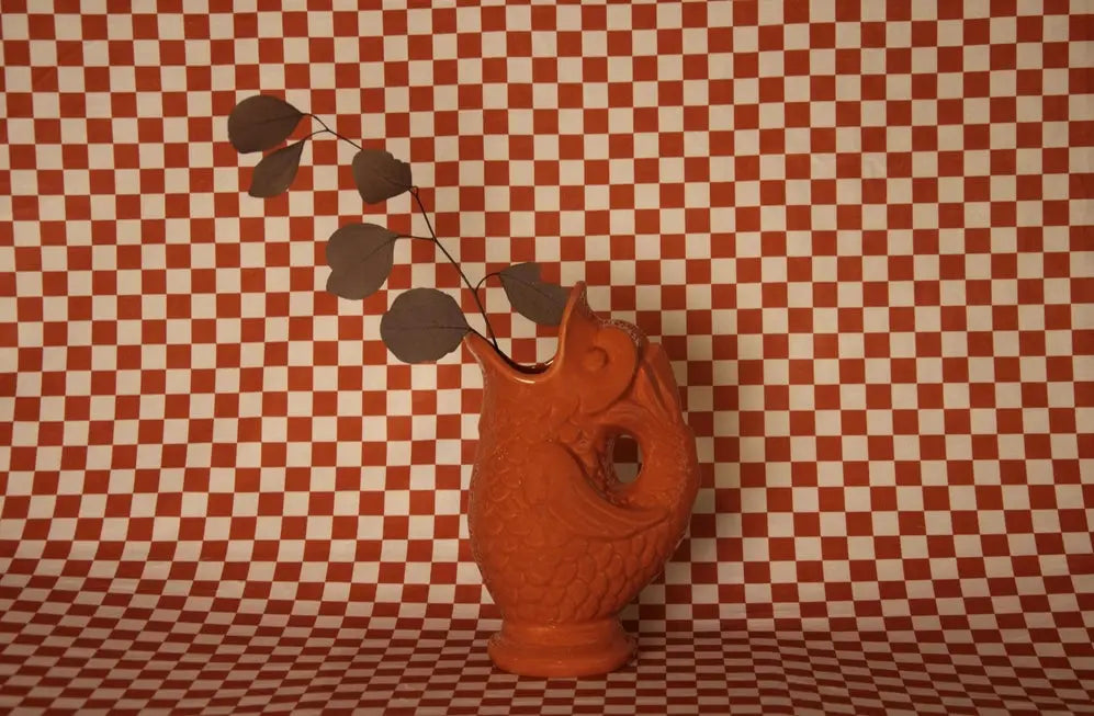 Carafe, pichet, vase poisson