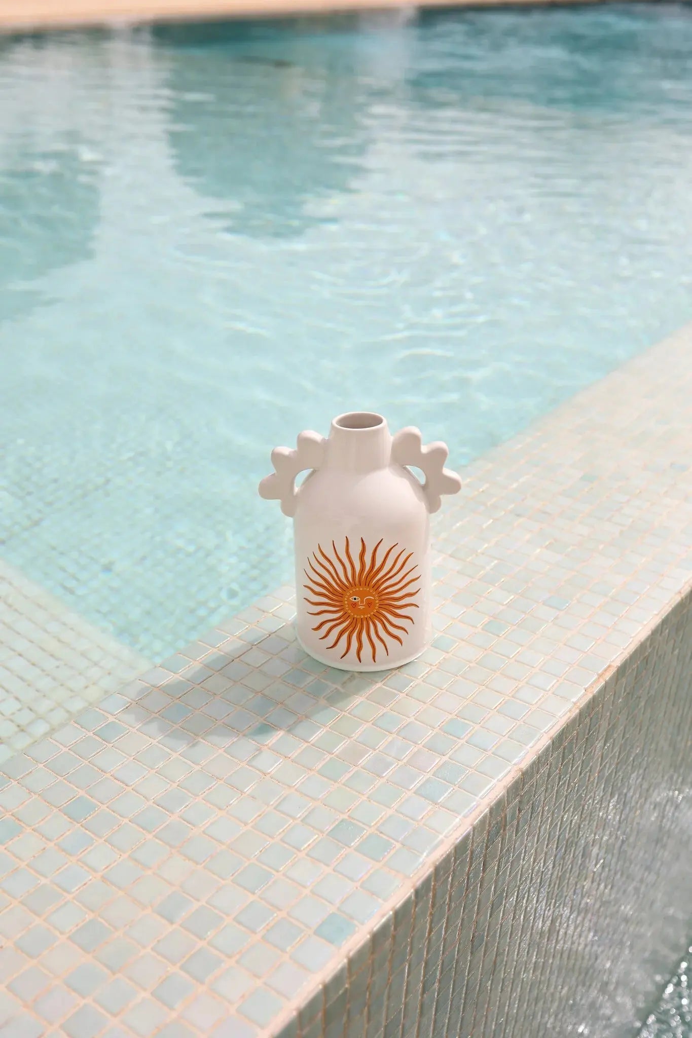 Vase céramique soleil pour fleurs fraiches ou fleurs séchées