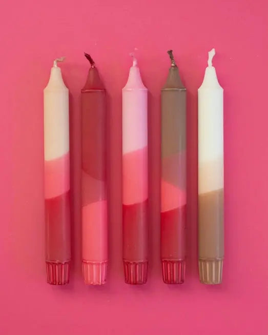 Lot de 5 bougies décoratives coniques fabriquées de façon artisanale