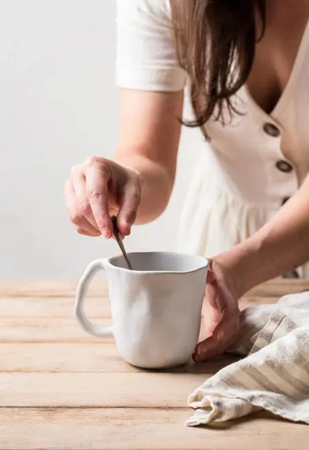 Tassé café ou thé en céramique artisanat fait main