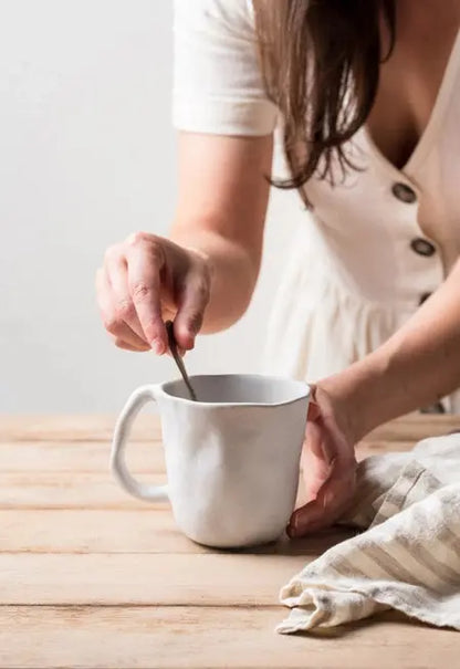 Tassé café ou thé en céramique artisanat fait main