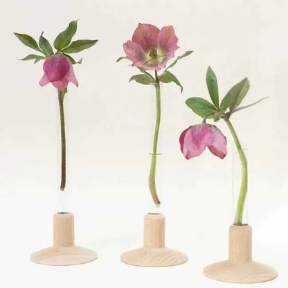 Soliflore en bois avec tube à essai