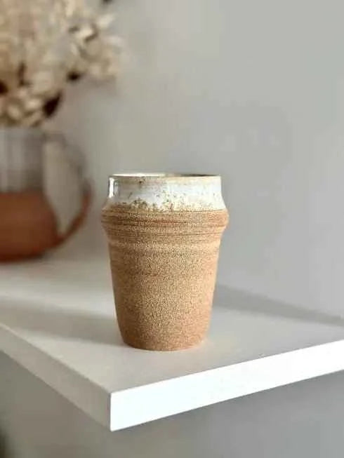 Tasse artisanale Queen – Laetitia Fauchère – Fabrication française en grès